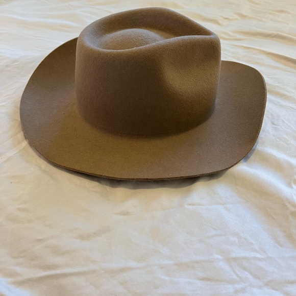 Gigi Pip Hat - Picture 8 of 8